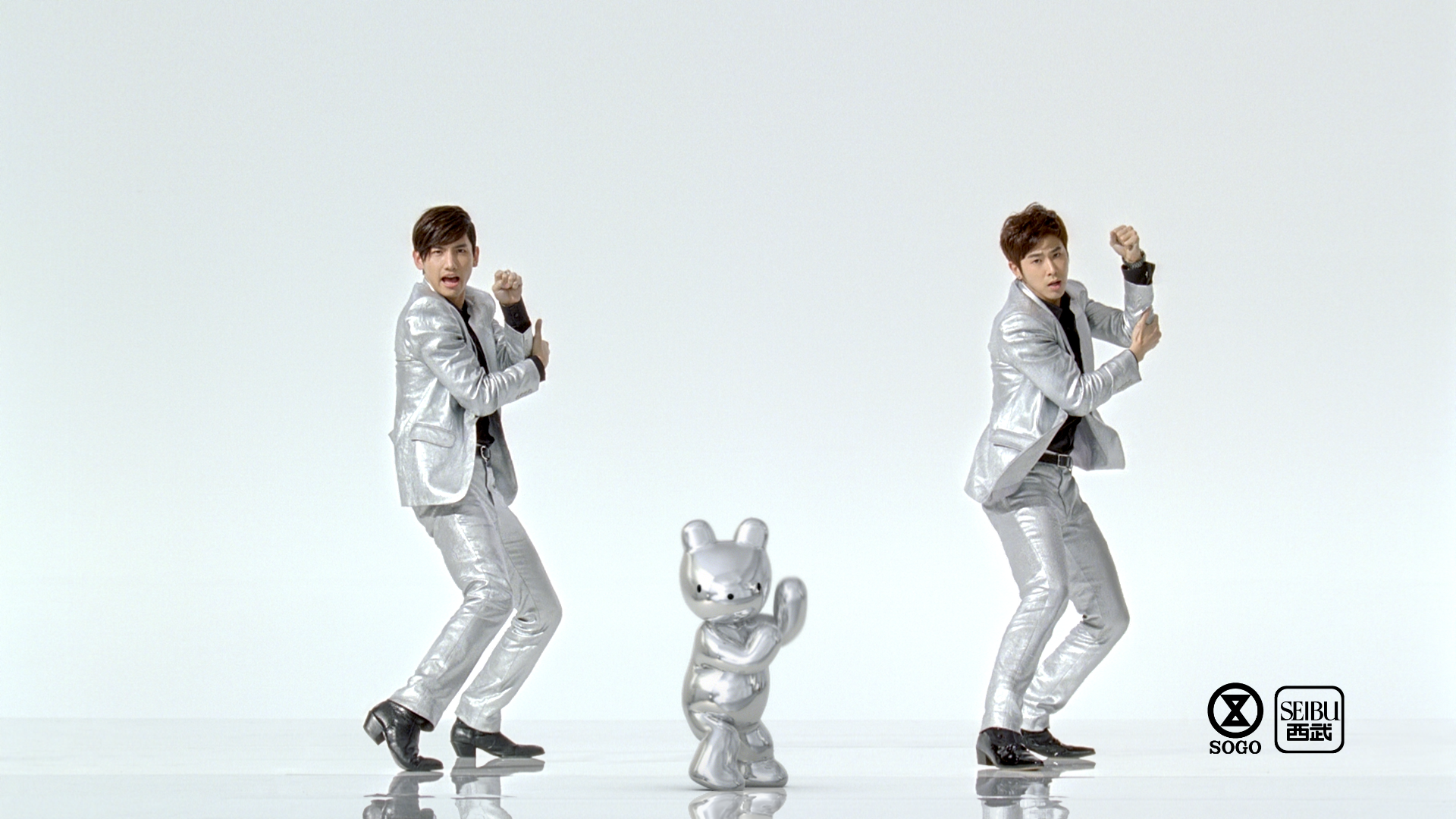 銀のくまの銀のカード 東方神起